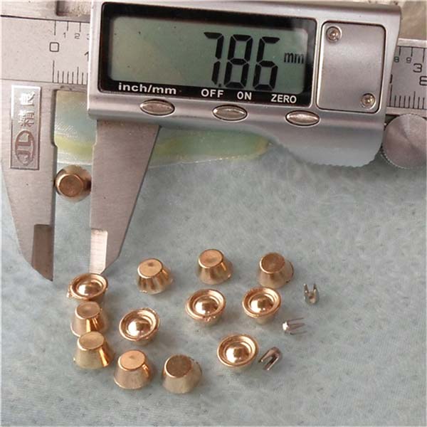 Q062 Bucket Plastic Rivets 8x4.5mm 1000pcs/bag