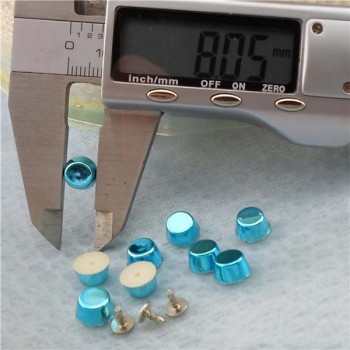 Q191 Bucket Plastic Rivets 8x4mm 1000pcs/bag