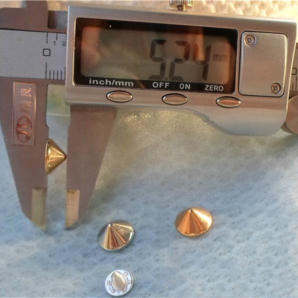 Q003 Cone Plastic Spikes Rivets 10x5mm 1000pcs/bag