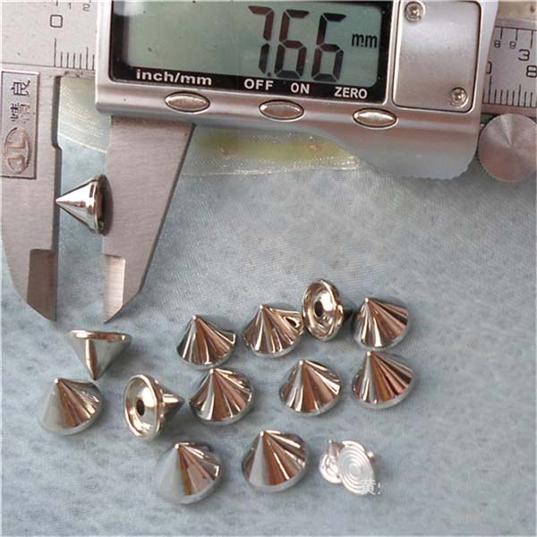 Q004 Cone Plastic Spike Rivets 10x8mm 1000pcs/bag