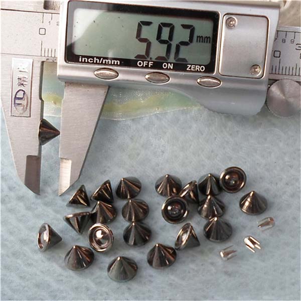 Q035 Cone Plastic Bag Rivet 8x6mm 1000pcs/bag