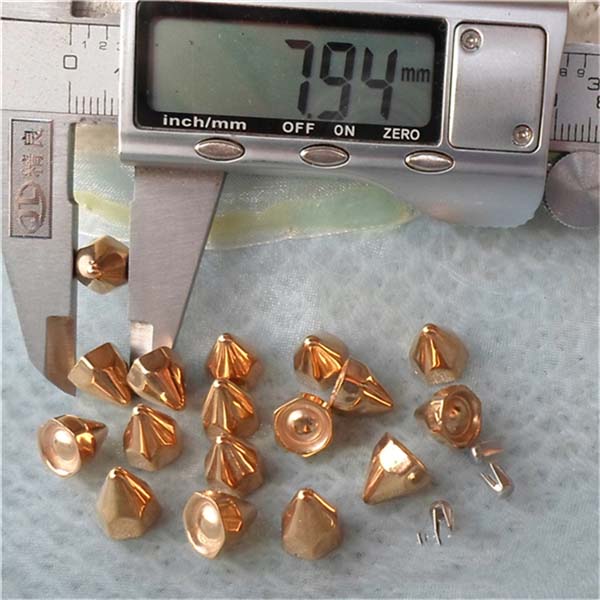 Q038 Cone Plastic Spike Studs 8x9mm 1000pcs/bag