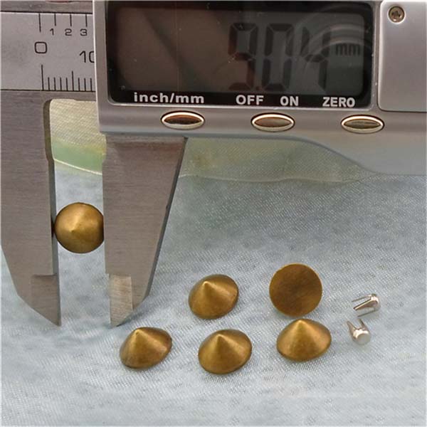 Q092 Cone Plastic Studs Clothing 9x5mm 1000pcs/bag