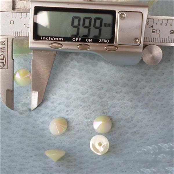 Q123 Cone Plastic Rivets 10x5mm 1000pcs/bag
