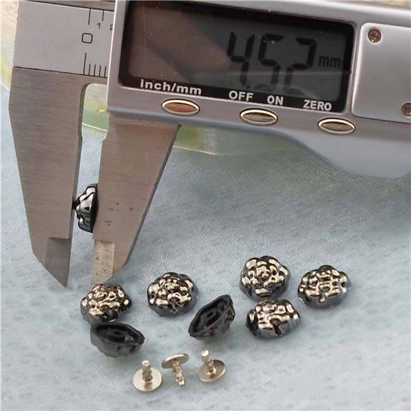 Q197 Flower Plastic Rivets 10x10mm 1000pcs/bag
