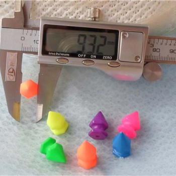 Q082 Hex Plastic Rivets 9x15mm 1000pcs/bag