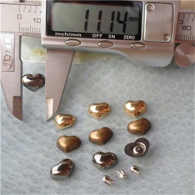 Q073 Heart Plastic Rivets 9x11mm 1000pcs/bag