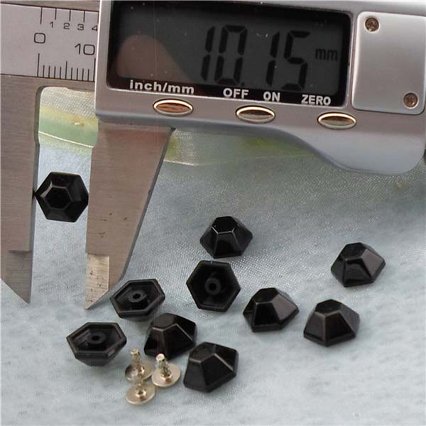 Q207 Six Facets Plastic Rivets 10x5mm 1000pcs/bag