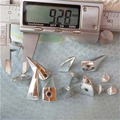 Q030 Ox horn plastic rivets 9x23mm 100pcs/bag