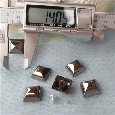 Q138 Yurt Pyramid Plastic Rivets 14mm 1000pcs/bag