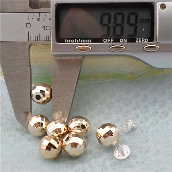 Q227 Round Plastic Rivets 10mm 1001pcs/bag