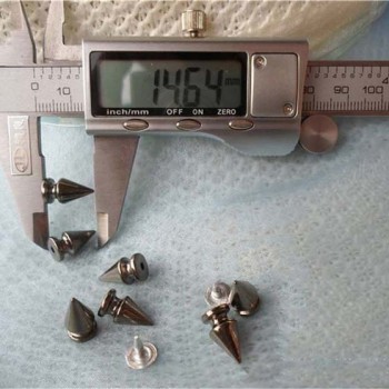 Q007 Tree ABS Silver Rivets 8x14mm 1000pcs/bag