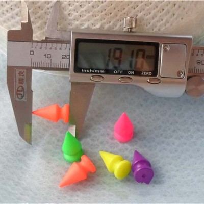 Q083 Tree Plastic Rivets 10x19mm 1000pcs/bag