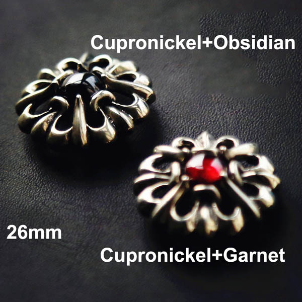 NA034 Concho Pendants 26mm