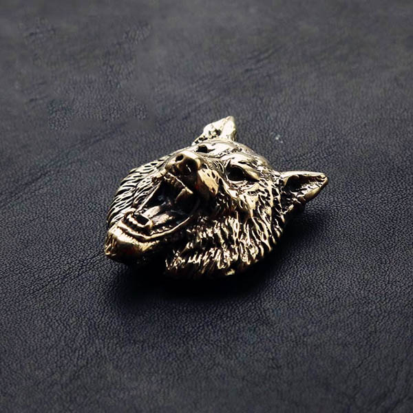 NA064 North American Roar Male Bear 36x30mm