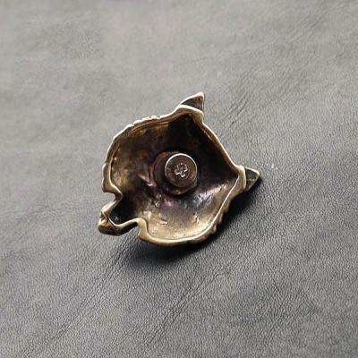 NA064 North American Roar Male Bear 36x30mm