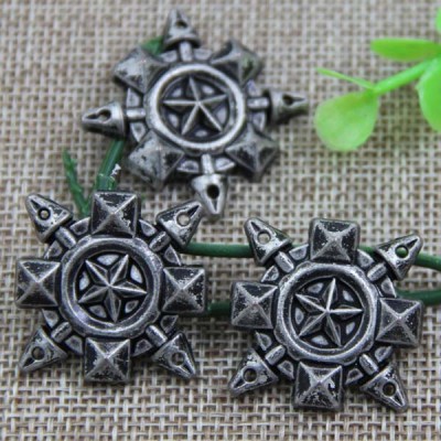 G079 Flower pentagram Sew Spikes 27mm 100pcs/bag