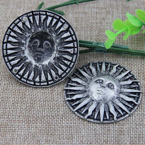 G100 Sunflower Sew Spikes 56mm,31mm 100pcs/bag