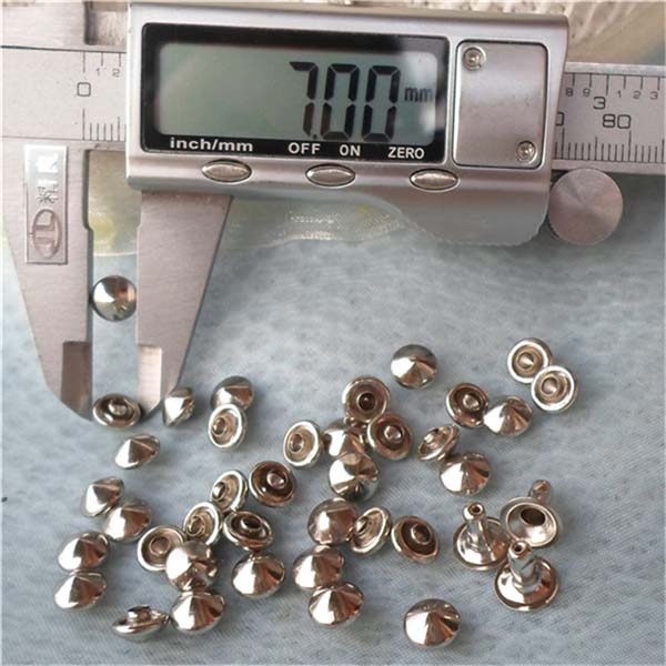 T020 Cone Rivets( iron/brass) 7x4mm 1000pcs/bag
