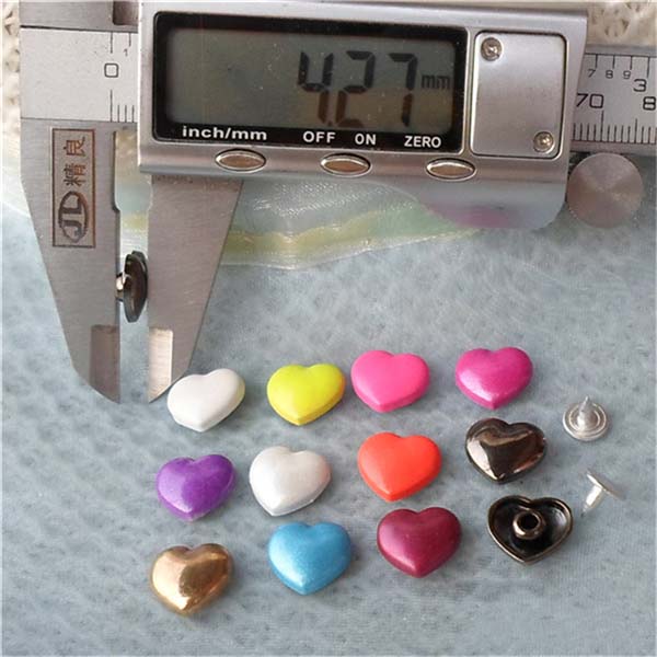 K037 Hearts Alloy Rivets 11x10mm 1000pcs/bag