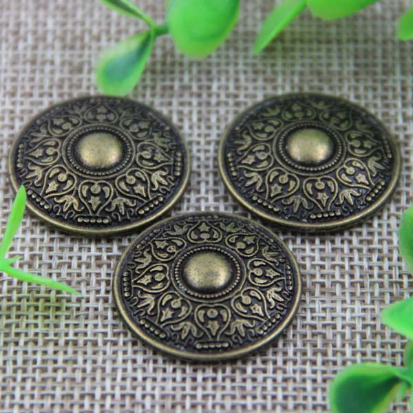 G011 Retro Style Round Flower Rivet 25mm 100pcs/bag
