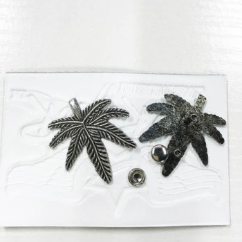 D201 Leaves Alloy Rivets 16x20mm 100pcs/bag