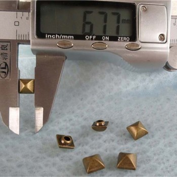 K029 Pyramid Mongolian Yurt Alloy Rivets 7mm 100pcs/bag