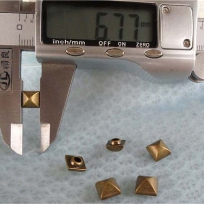 K029 Pyramid Mongolian Yurt Alloy Rivets 7mm 100pcs/bag