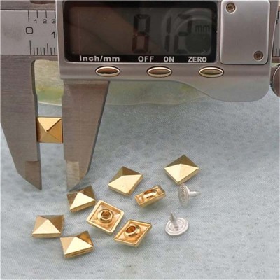 K064 Pyramid Alloy Rivets 8mm 100pcs/bag