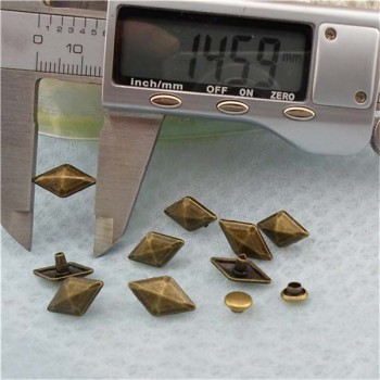 XK190 Pyramid Alloy Rivets 14.6mm 100pcs/bag