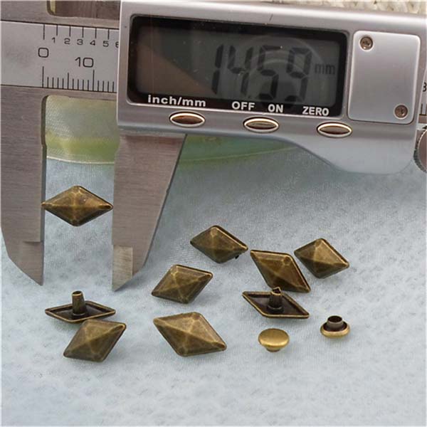XK190 Pyramid Alloy Rivets 14.6mm 100pcs/bag