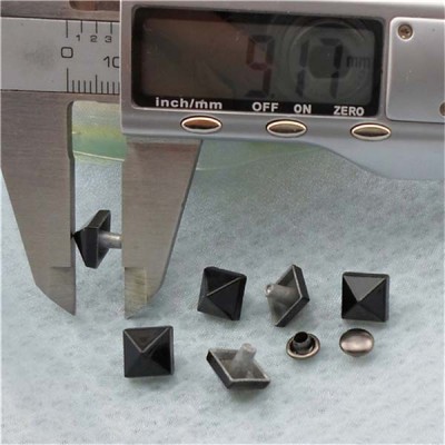 XK204 Pyramid Alloy Rivets 8.5x9mm 100pcs/bag