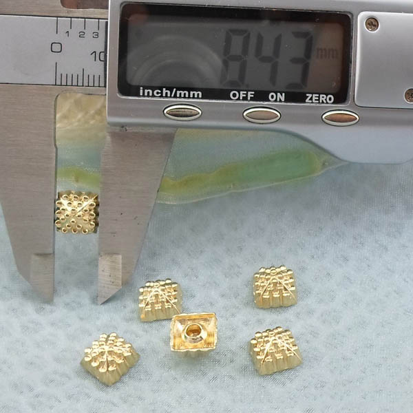 K237 Colorful Pyramid Rivets 8.5x4.65mm 1000pcs/bag