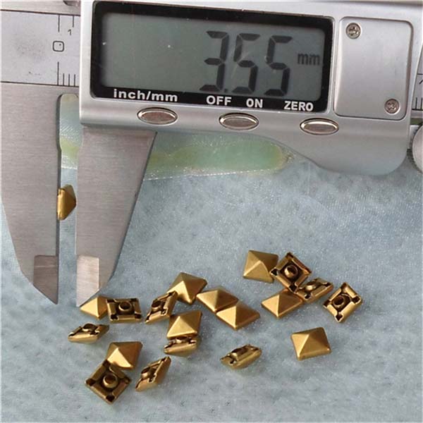 T003 Pyramid Rivets(iron/brass)6mm 1000pcs/bag