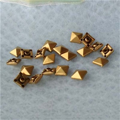 T003 Pyramid Rivets(iron/brass)6mm 1000pcs/bag
