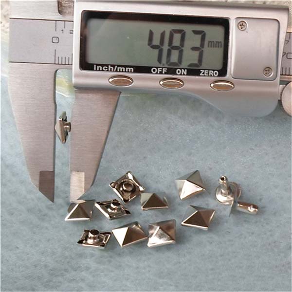 T005 Pyramid Rivets(iron/brass)8mm 1000pcs/bag