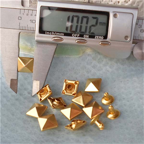 T007 Pyramid Rivets(iron/brass)10mm 1000pcs/bag