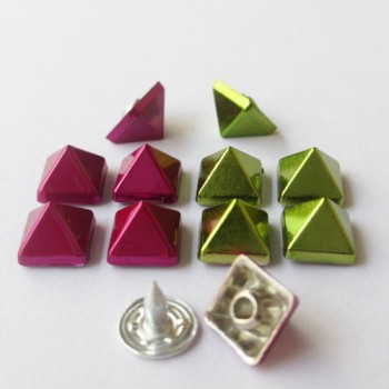 X8507 Pyramid Alloy Rivets 8.5x7mm 100pcs/bag