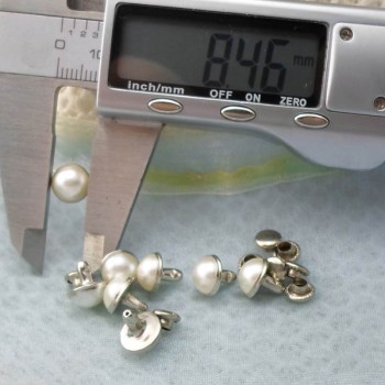 T067 Pearl Acrylic Rivets 8.5x9.6mm  1000pcs/bag