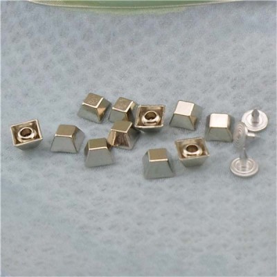 K185 Trapezoid Alloy Rivets 7x4mm 100pcs/bag
