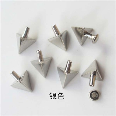 XK203 Triangle Alloy Rivets 10x13mm 100pcs/bag