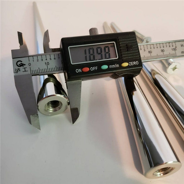 F19150  Giant Cone  Spikes 19x150mm 10pcs/bag (MOQ is 10pcs )