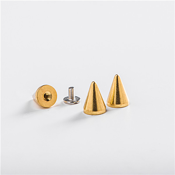 NO32 Cone Spike Studs 10x14mm  100pcs/bag
