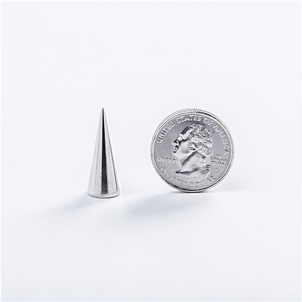 X051 Cone Screw Spikes 10x26mm 100pcs/bag