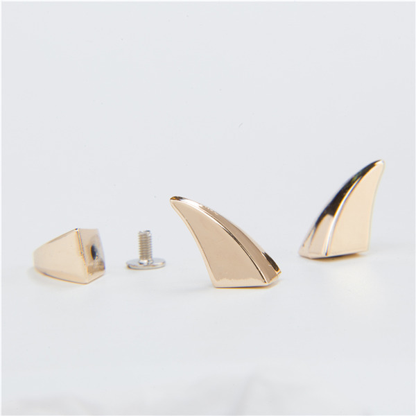 NO75 Ox Horn Screw Spikes 11X16.5mm 100pcs/bag