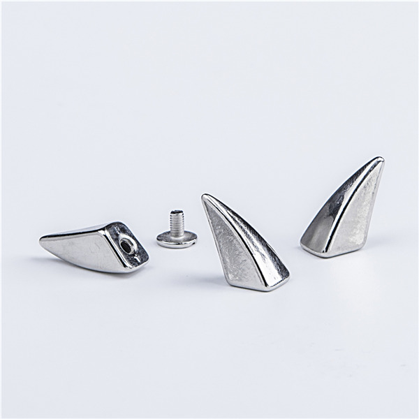 NO75 Ox Horn Screw Spikes 11X16.5mm 100pcs/bag