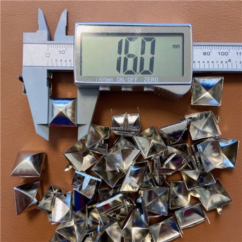 FK16  Pyramid Square 2 Prongs Studs 16mm 5/8 inch  Large  Silver 100pcs/bag