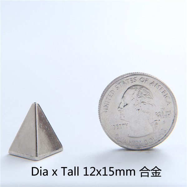 D1215 Pyramid Spike Studs 12x15mm 100pcs/bag