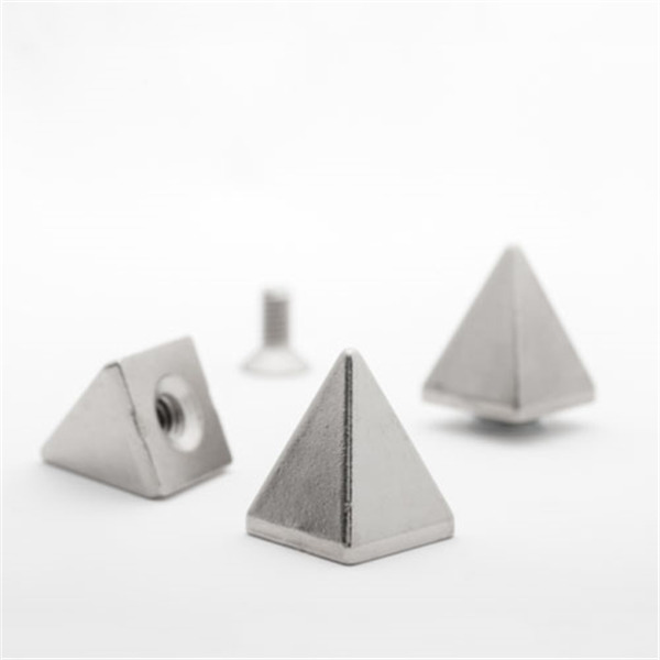 D1215 Pyramid Spike Studs 12x15mm 100pcs/bag