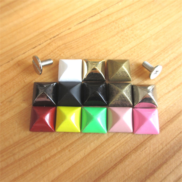 H028 Pyramid Spikes For Leather 10x5mm 100pcs/bag